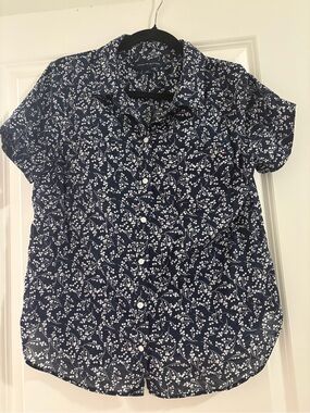 Tommy Hilfiger Navy and White Floral Short-Sleeve Button-Down Shirt